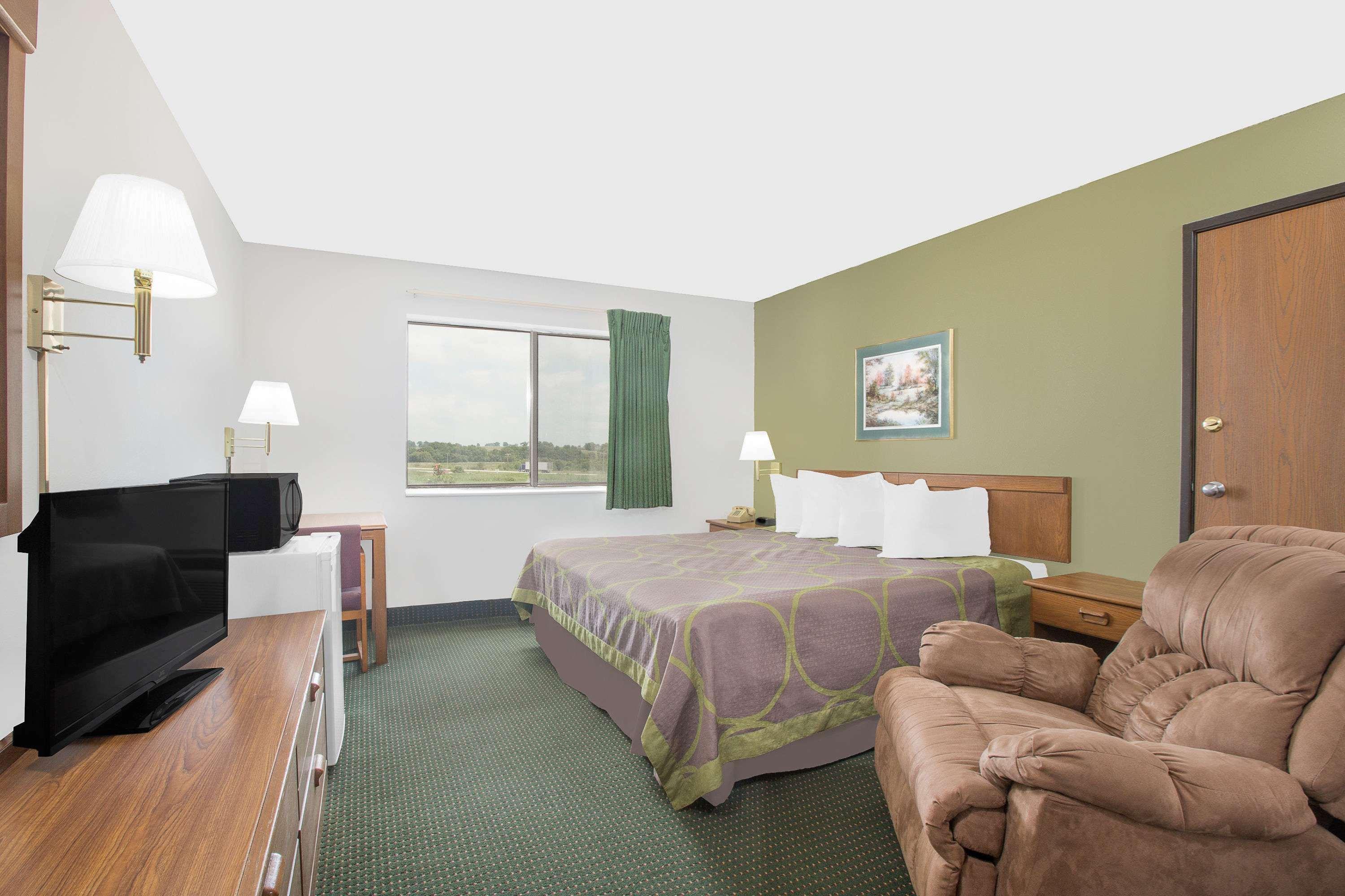Super 8 By Wyndham Chillicothe Hotel Bagian luar foto