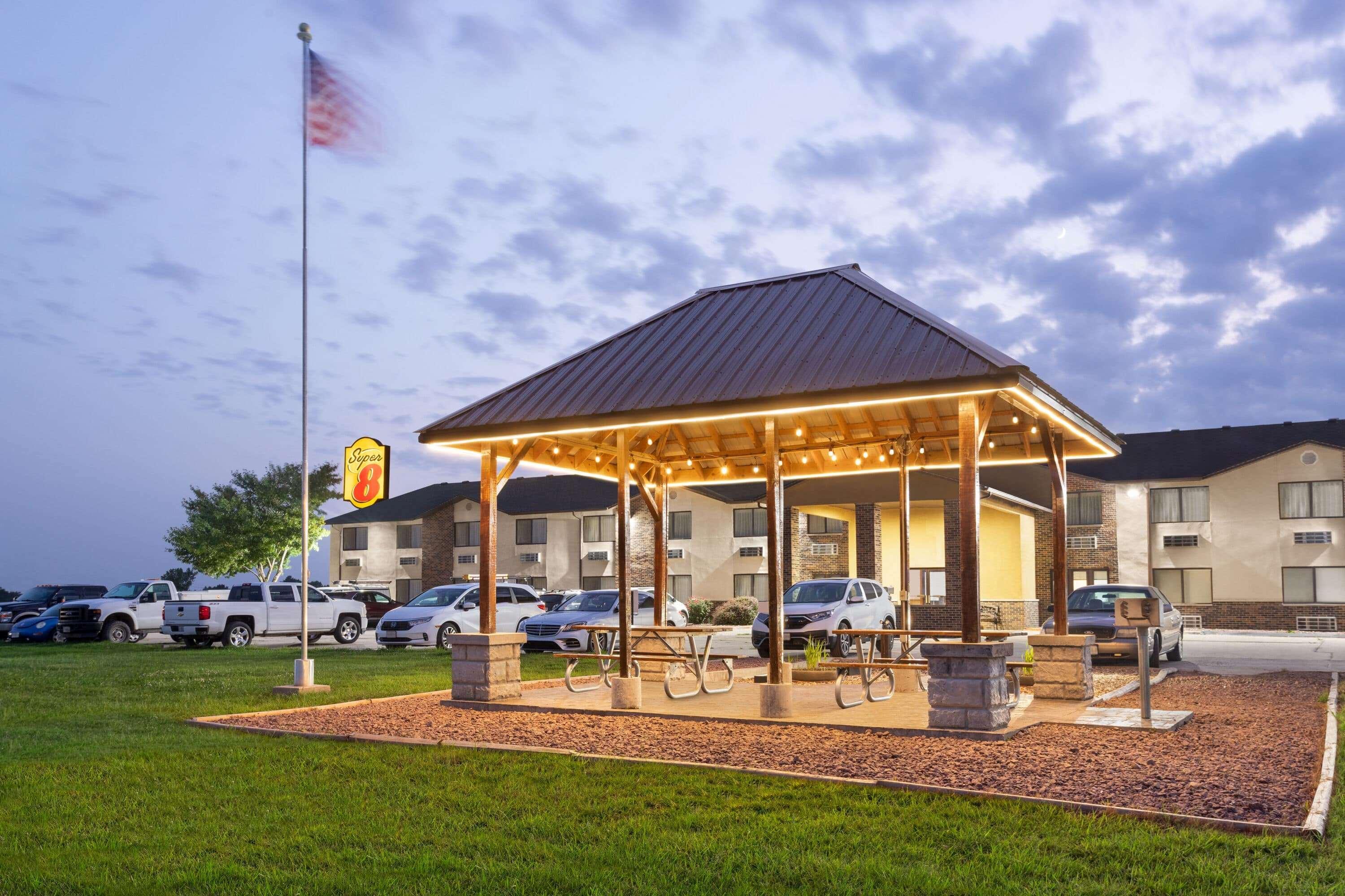Super 8 By Wyndham Chillicothe Hotel Bagian luar foto