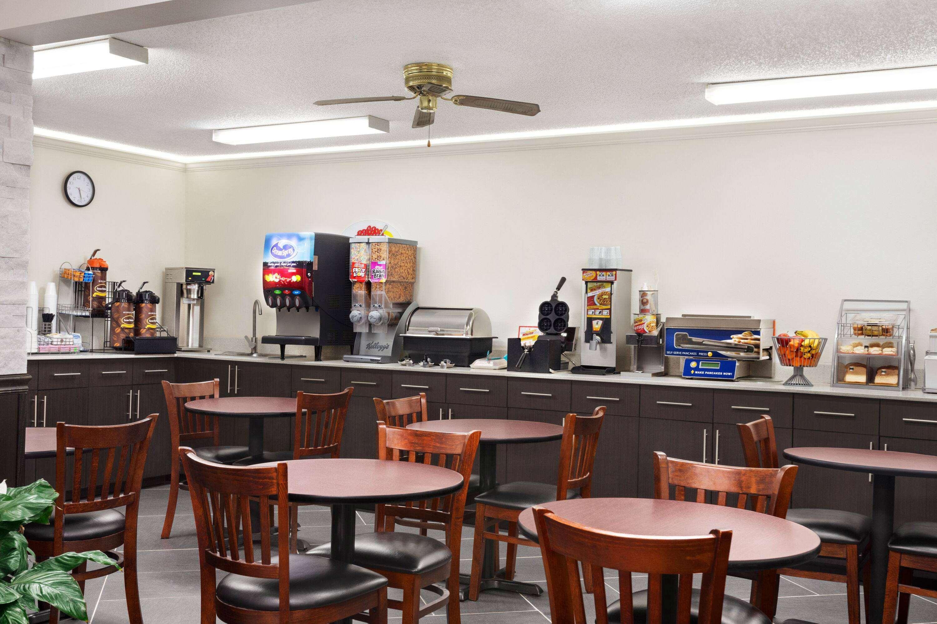 Super 8 By Wyndham Chillicothe Hotel Bagian luar foto