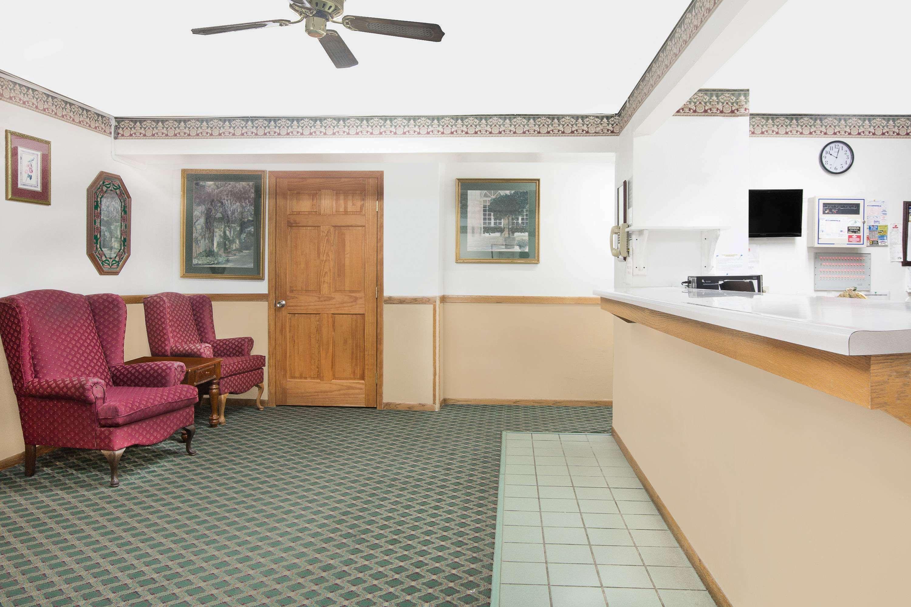 Super 8 By Wyndham Chillicothe Hotel Bagian luar foto